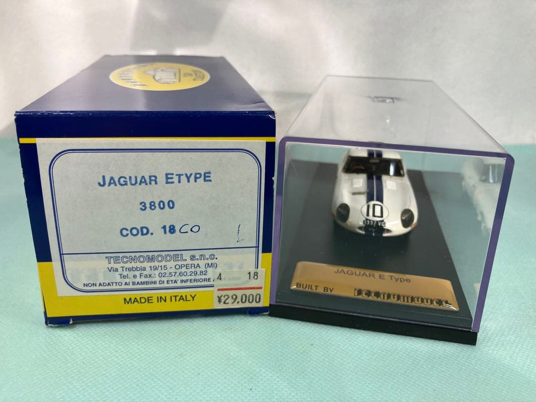 テクノモデル　１／４３　ジャガー　Ｅタイプ　１９６２年ル・マン　No.１０　白