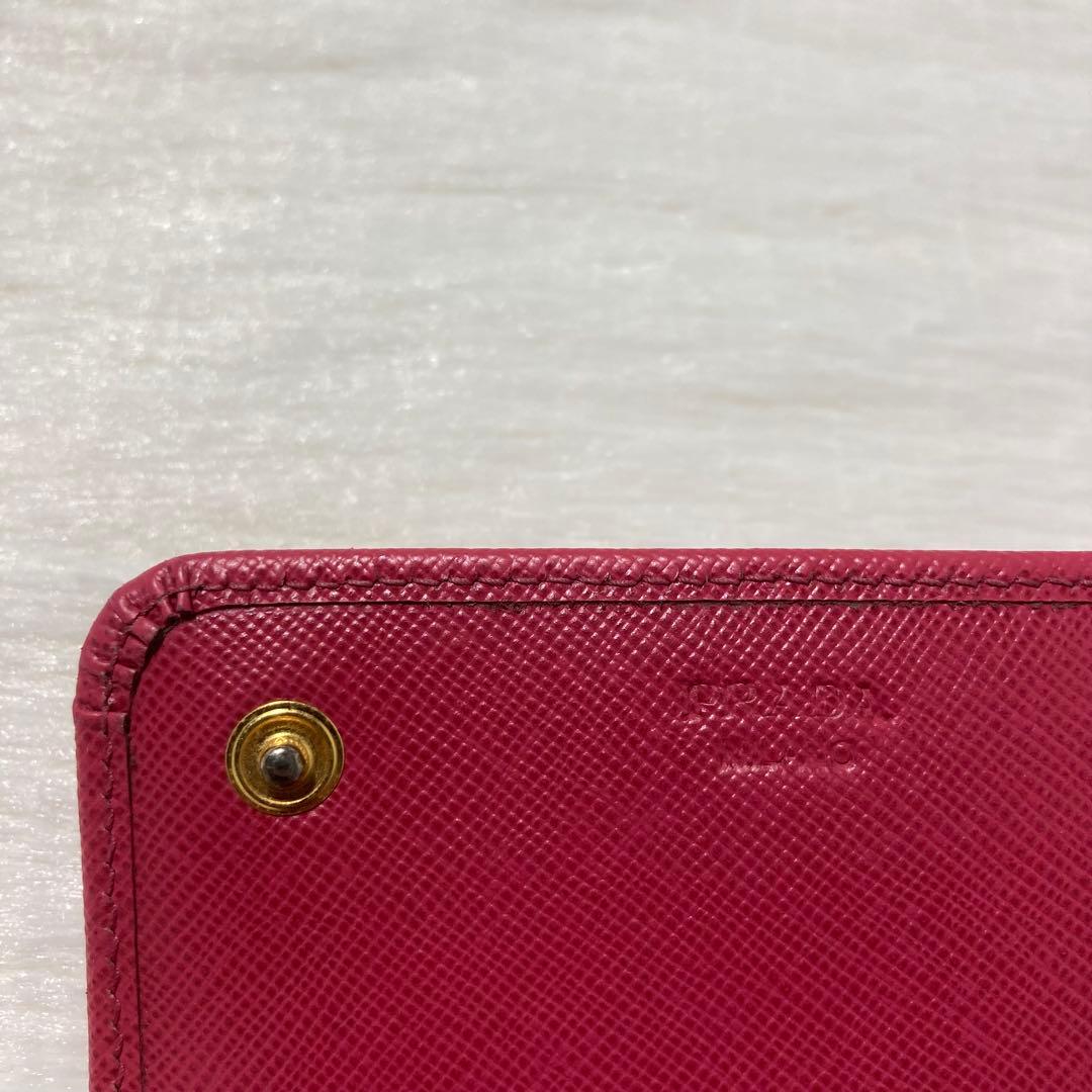 希少デザイン　PRADA プラダ　トライアングル　三角ロゴ　ピンク　財布　ロング