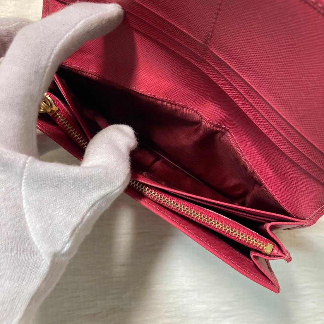 希少デザイン　PRADA プラダ　トライアングル　三角ロゴ　ピンク　財布　ロング