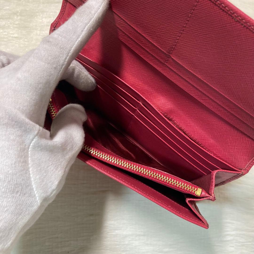 希少デザイン　PRADA プラダ　トライアングル　三角ロゴ　ピンク　財布　ロング