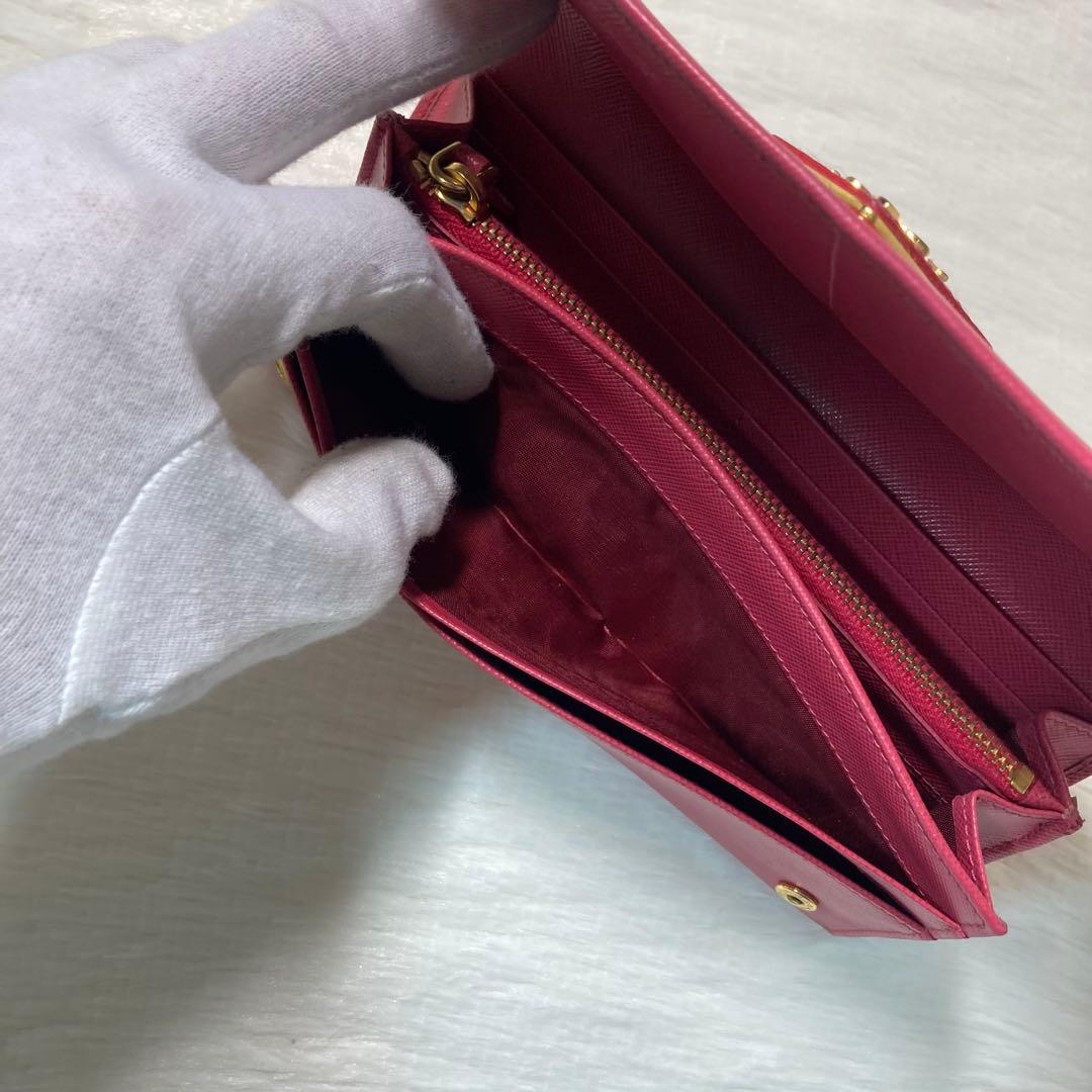 希少デザイン　PRADA プラダ　トライアングル　三角ロゴ　ピンク　財布　ロング