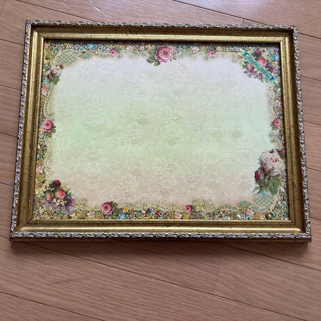 ミハエルネグリン花柄装飾 木製フレーム マグネット付き