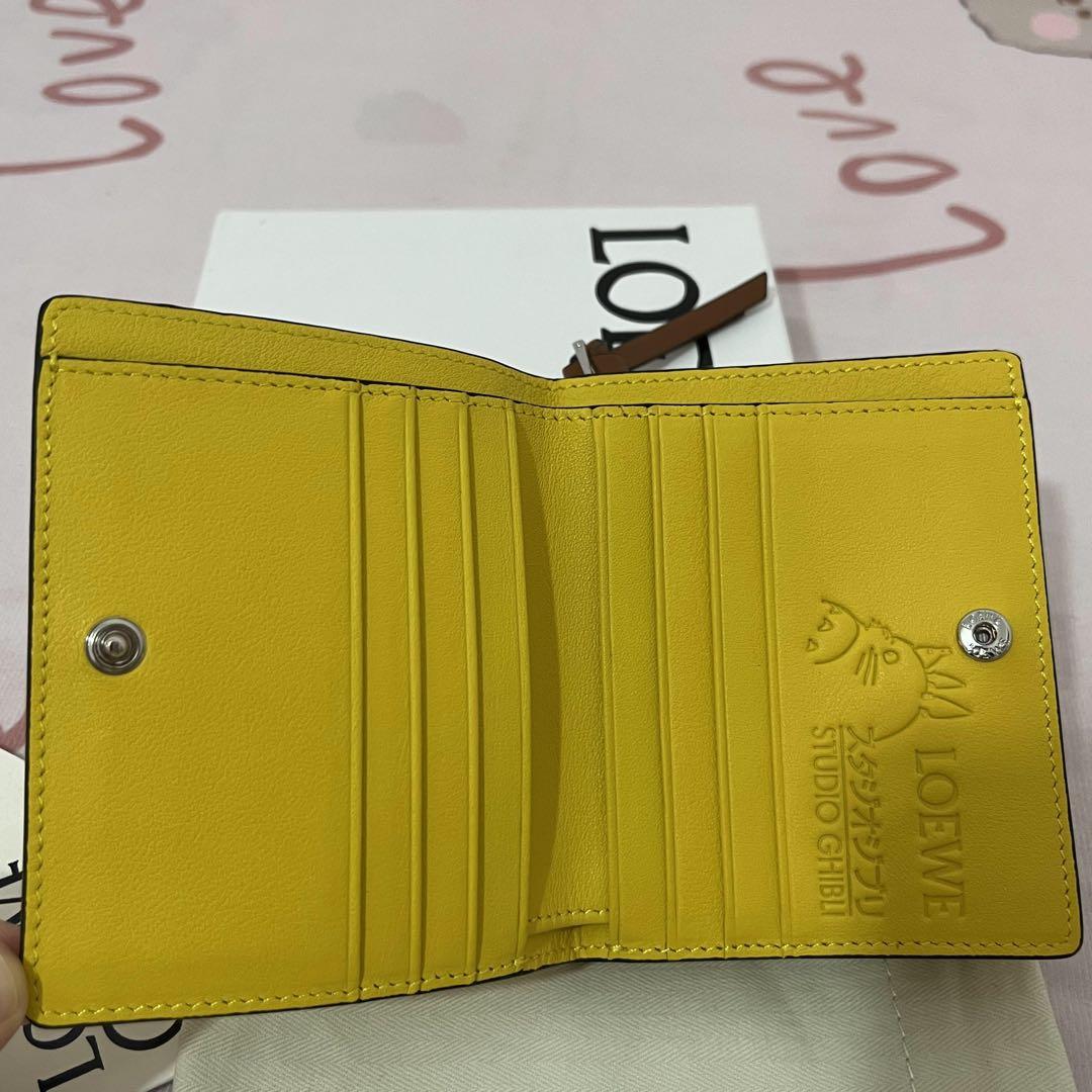 ロエベ トトロ コラボ財布 イエロー - メルカリ