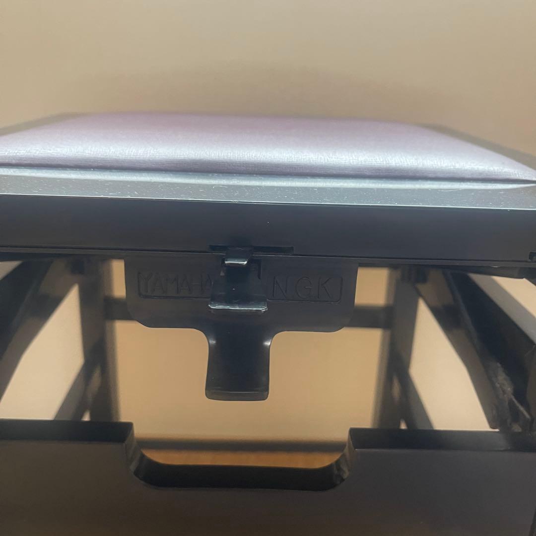 ピアノ椅子 トムソン椅子 YAMAHA製