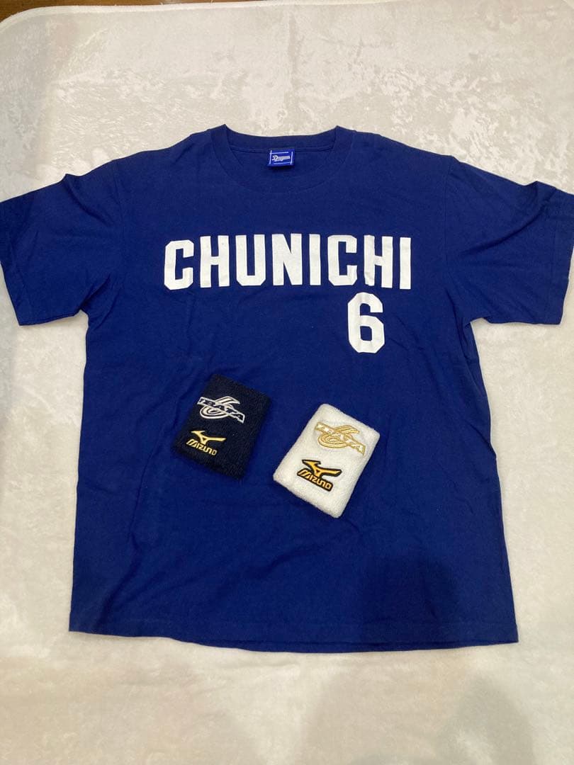 中日ドラゴンズ応援グッズ9点セット売り ユニフォームTシャツリスト