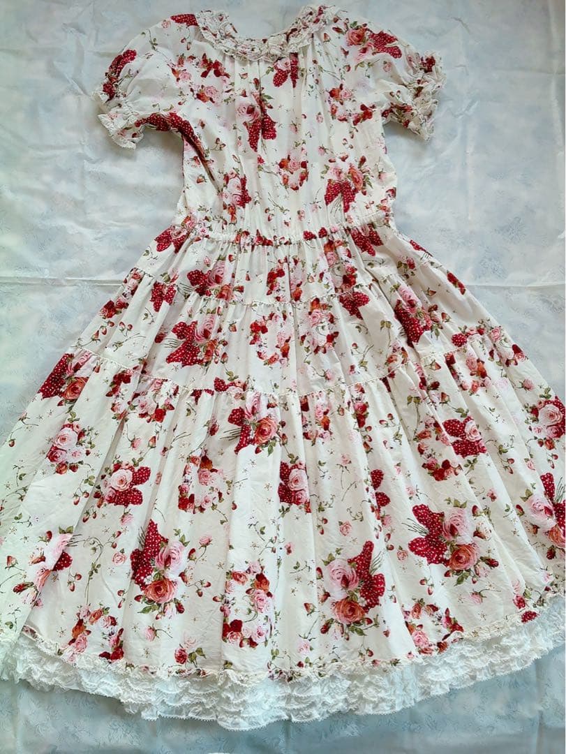 ピンクハウス❤️【未着用】リボンブーケプリントミディ丈ワンピース❤️