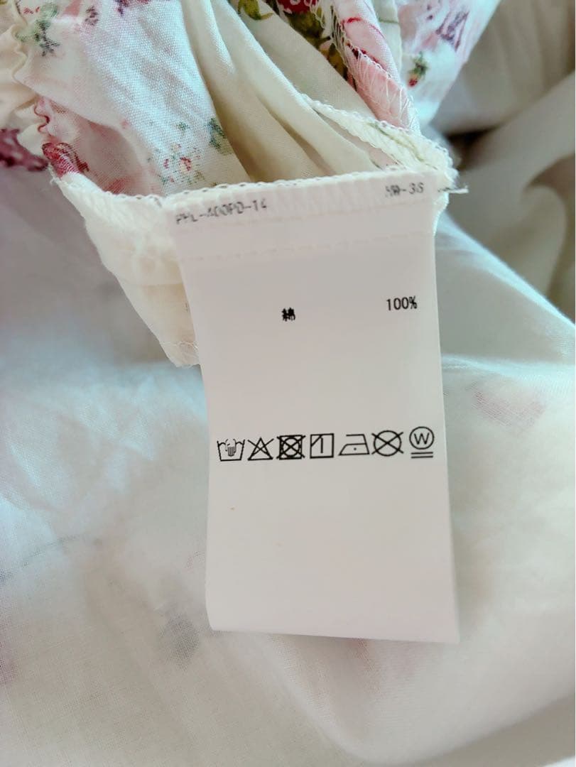 ピンクハウス❤️【未着用】リボンブーケプリントミディ丈ワンピース❤️