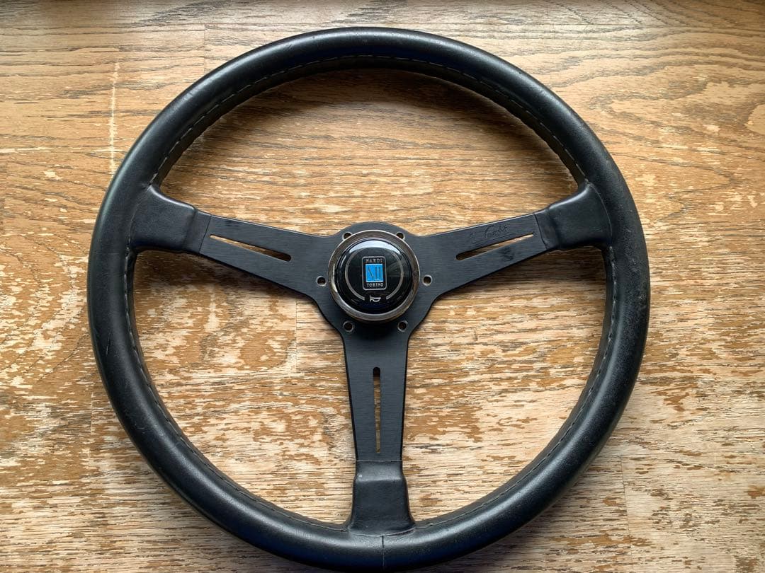 ※いもやん※ ナルディクラシック　ステアリング　ブラック NARDI ナルディ ステアリング CLASSIC ブラックレザー/ブラック