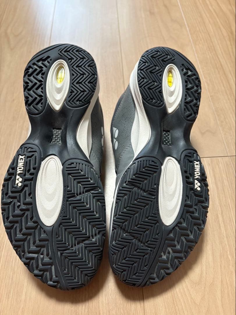 『ウル』　ヨネックス　CONFORT ダイアル5オールコート