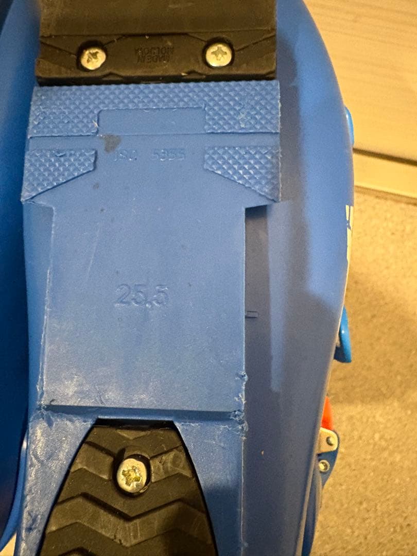 t*5様 LANGE RSJ 60 スキーブーツ 25.5センチ　1シーズン3泊