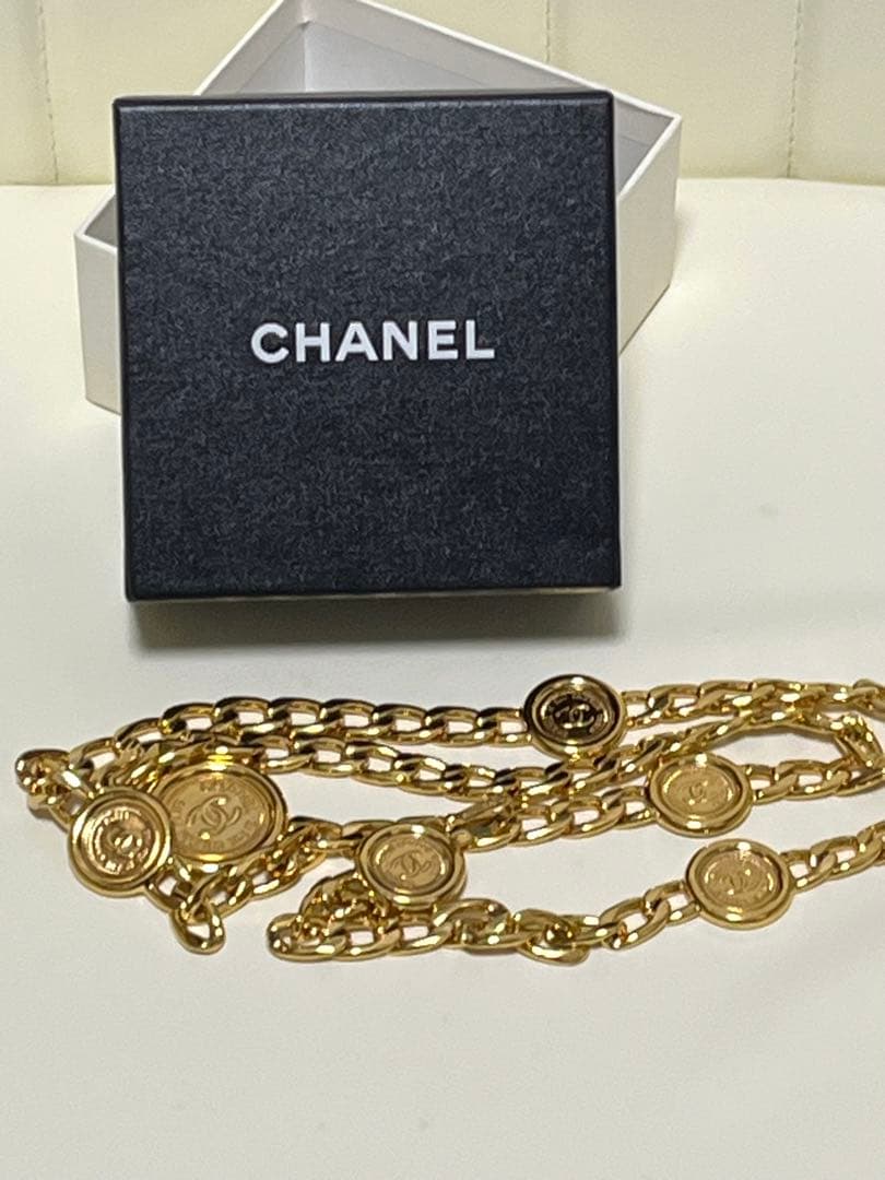 極美品　CHANEL ゴールドチェーンベルト モチーフ