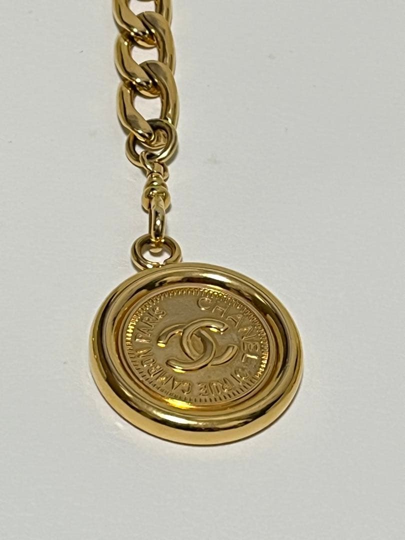 極美品　CHANEL ゴールドチェーンベルト モチーフ