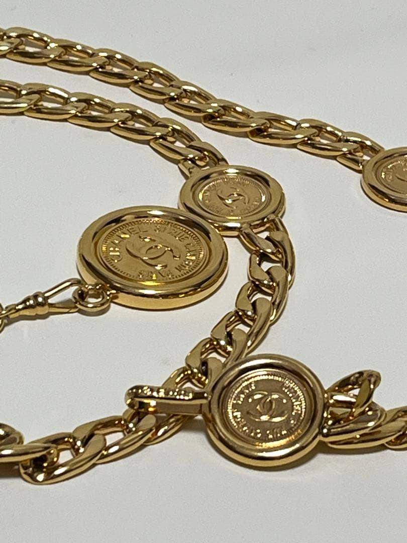 極美品　CHANEL ゴールドチェーンベルト モチーフ