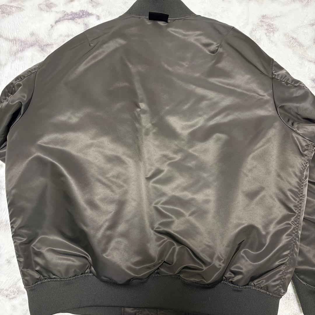 ハイブリッドダウンオーバーサイズMA-1ブルゾン ユニクロ+J