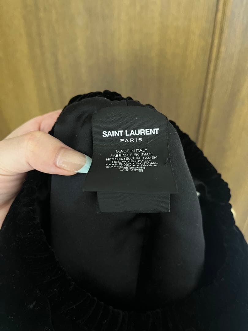 SAINT LAURENT PARIS サンローランパリ ベロア　ベレー帽
