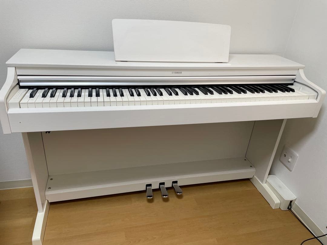 【直接お渡し限定〈神戸市〉】YAMAHA電子ピアノ YDP-163HW