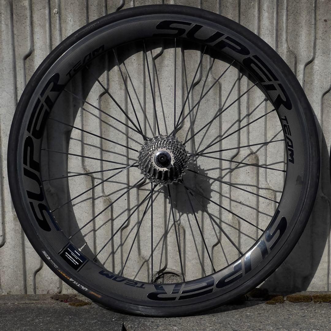 SUPER TEAM カーボンホイール アルテグラスプロケット付