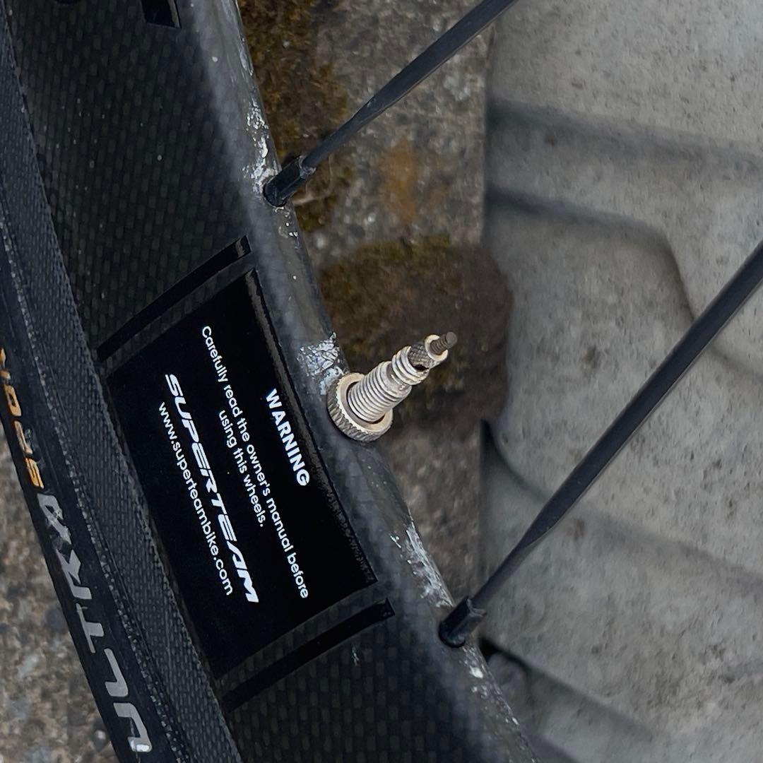 SUPER TEAM カーボンホイール アルテグラスプロケット付