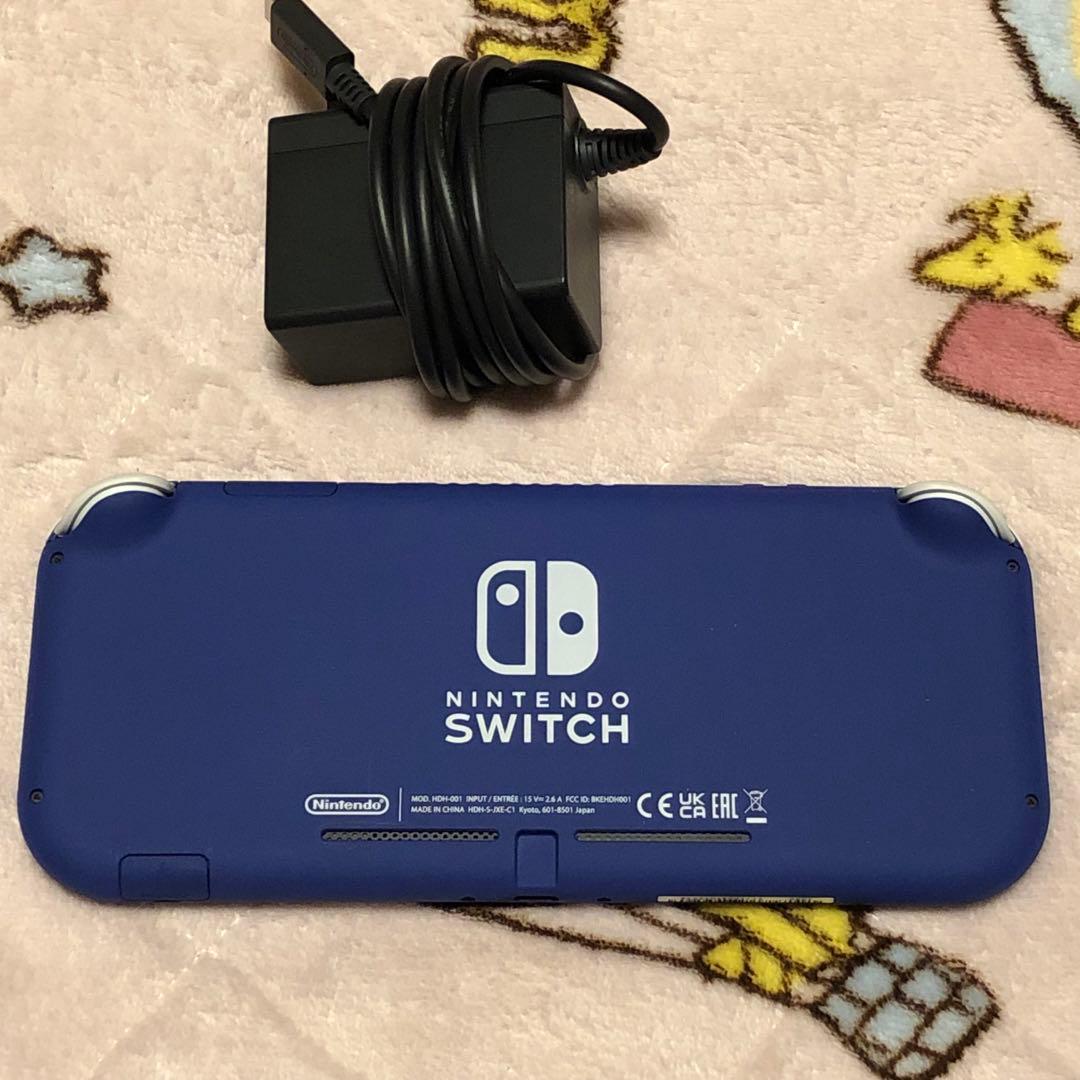 Nintendo Switchライト　本体　充電器付