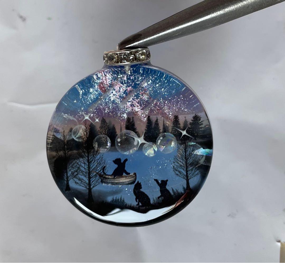 RUKURUKU/レジン/星降る夜の子猫達　蓄光　オルゴナイトキーホルダー