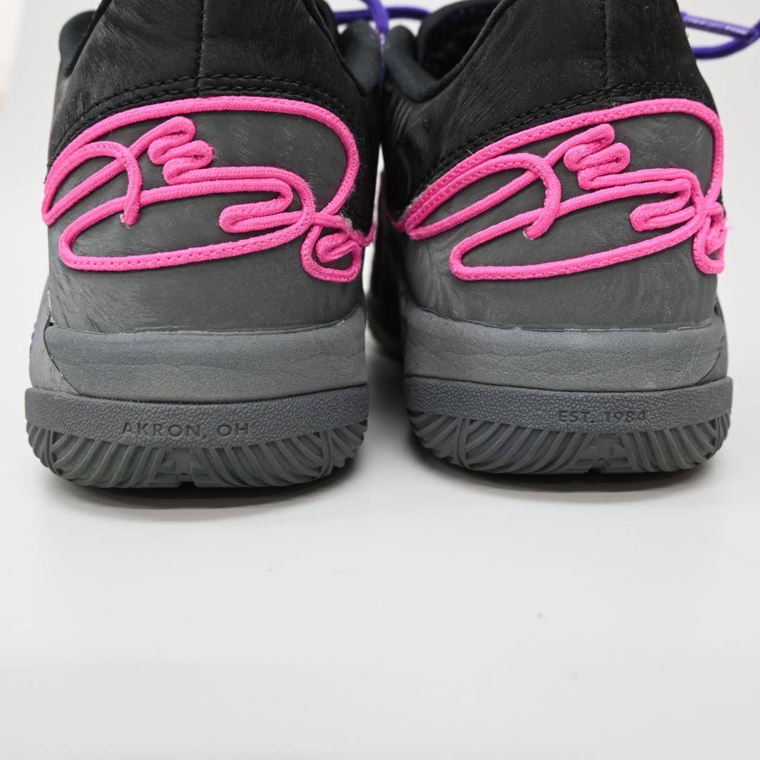 □ 47919★年 ナイキ レブロン22 スニーカー Tunnel Vition