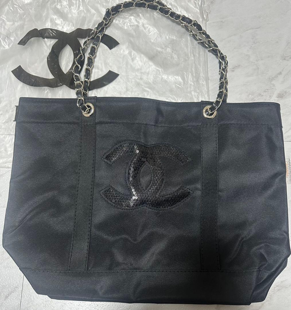 y*8様 【新品】CHANEL ノベルティ スパンコールチェーントートバッグ