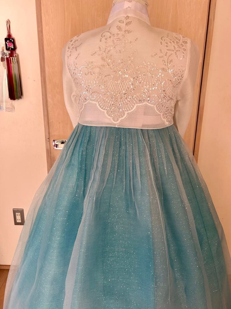 新品☆韓国最新チマチョゴリ 韓服 白×キラキラブルー