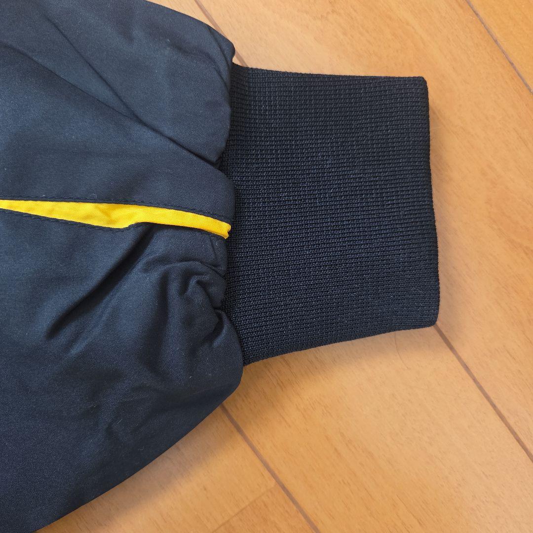 阪神タイガースDESCENTEジャンパー(未使用)