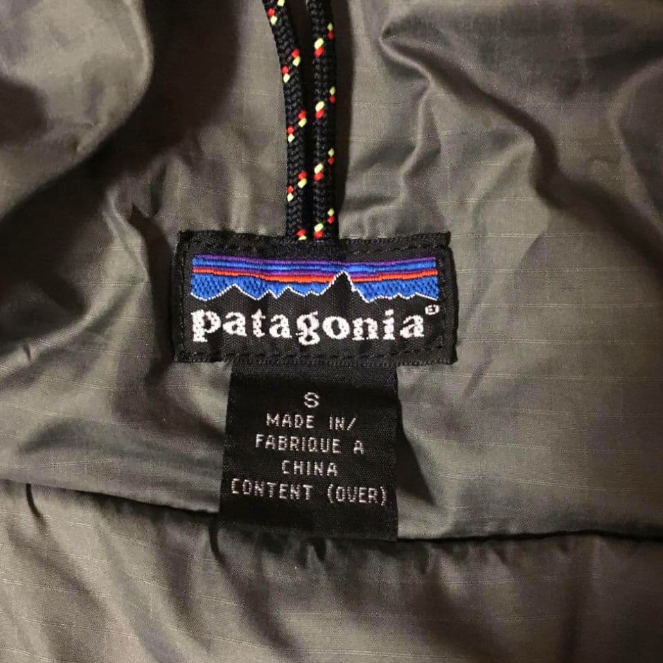 美品 patagonia パタゴニア 2002 ダスパーカ ゲッコーグリーン - メルカリ