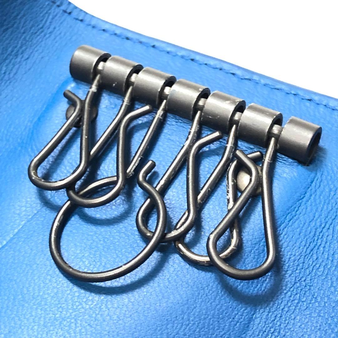 未使用級　現行モデル　ボッテガ ヴェネタ　キーケース　イントレチャート　黒　青