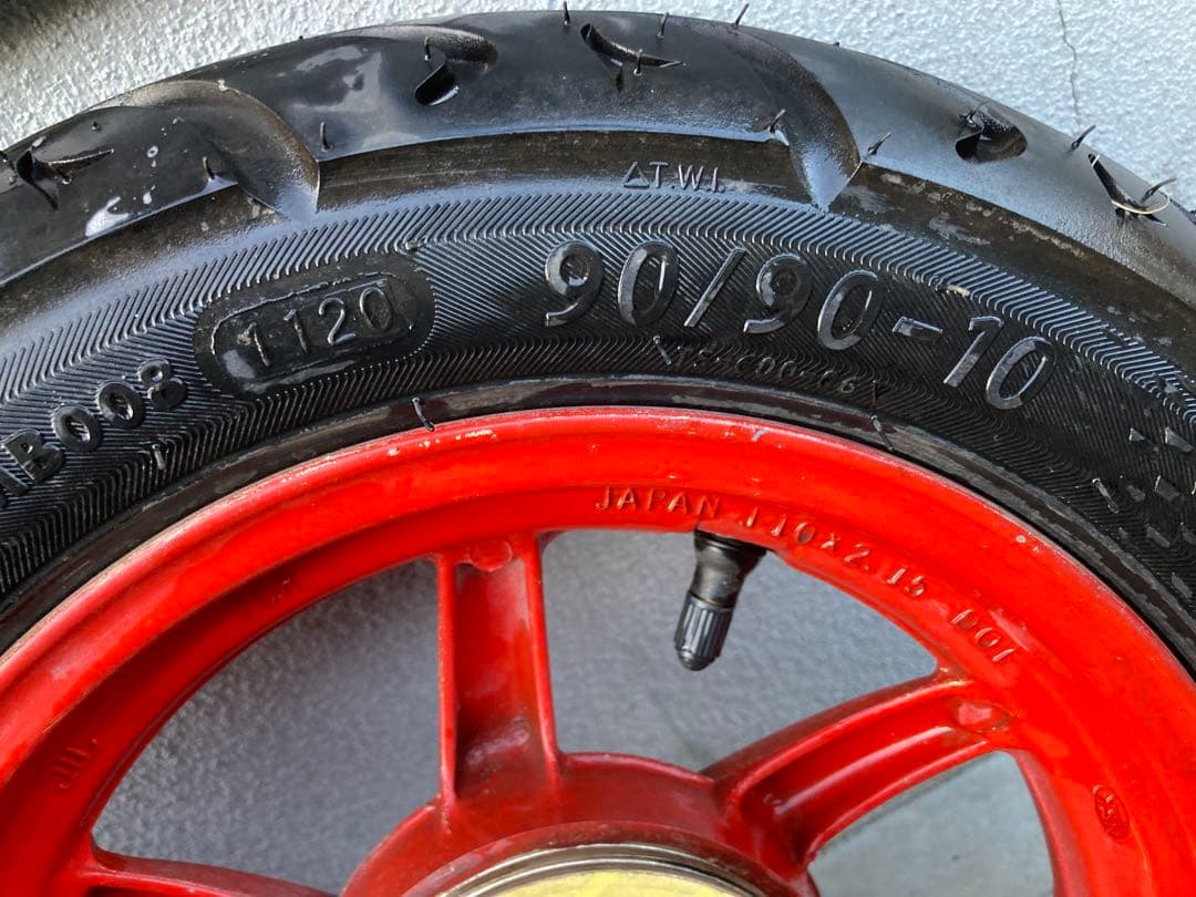 ぽ*ん様 AF35 ライブディオZX 赤ホイール アニバーサリー仕様 DIO S