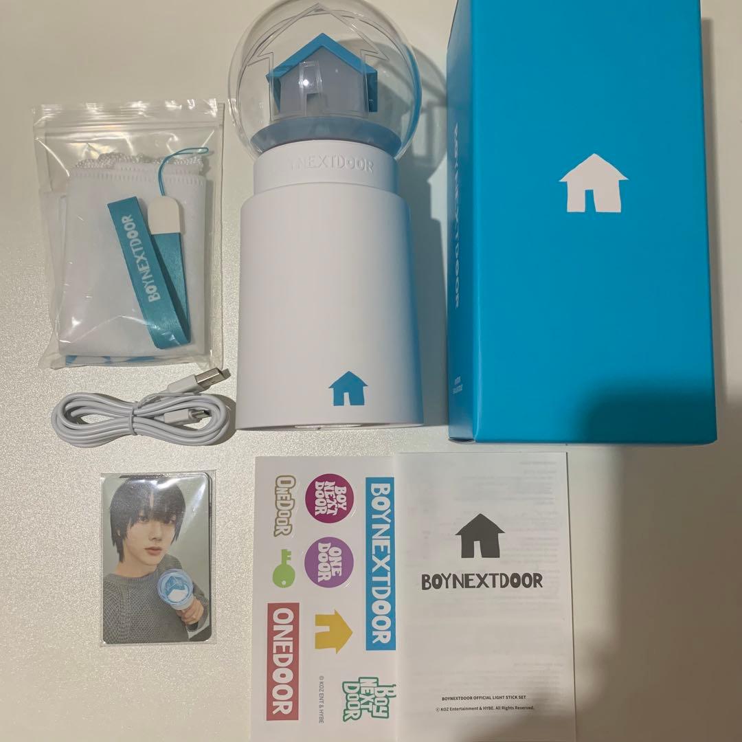 BOYNEXTDOOR ボイネク ボネクド ペンライト スタンド付き - メルカリ