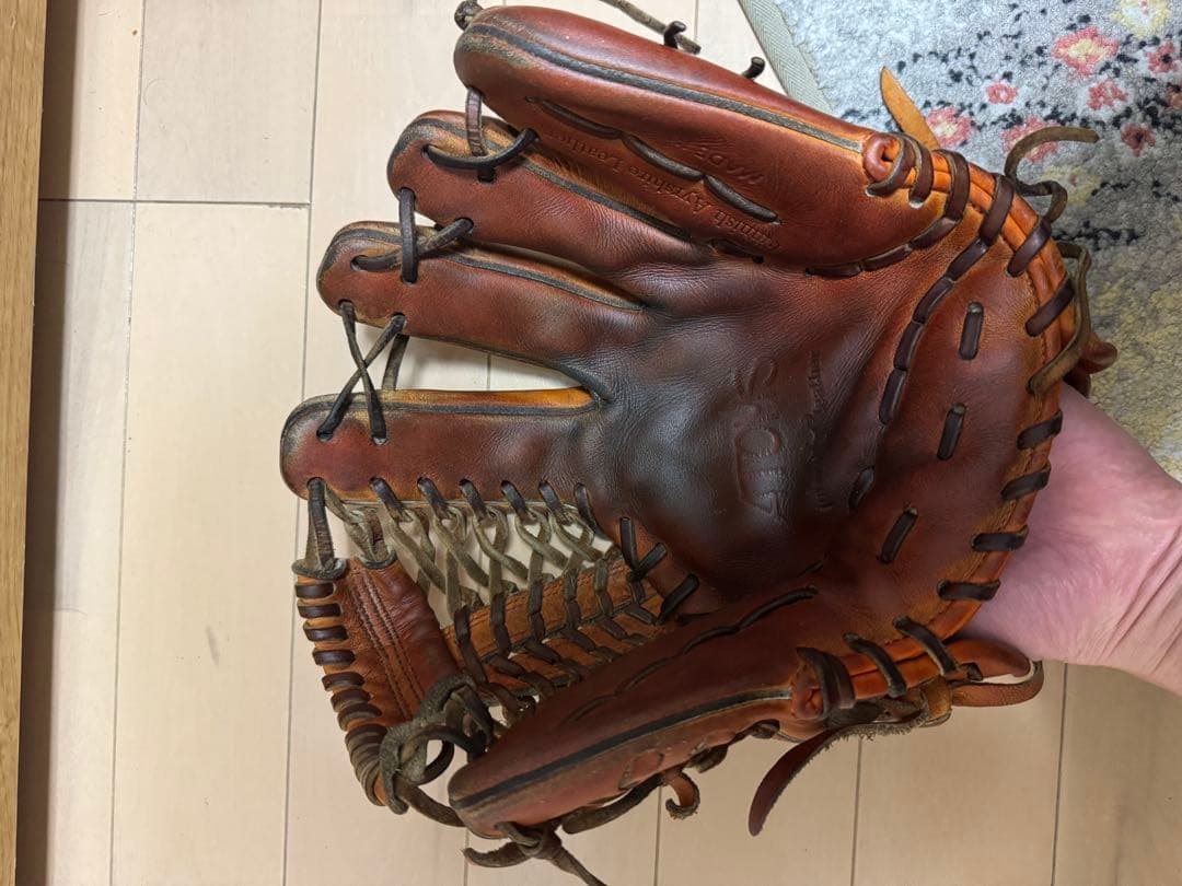 ATOMS硬式内野手用グローブ ジュテルレザー