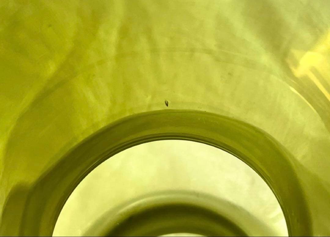 北欧ヴィンテージ グリーンガラスフラワーベース リーヒマエンラシ 花瓶　オブジェ