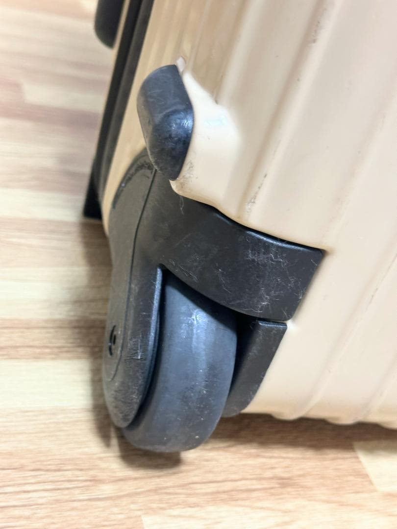 リモワ ユナイテッドアローズ 別注 2輪　機内持ち込サイズ　サルサ／エクリュ