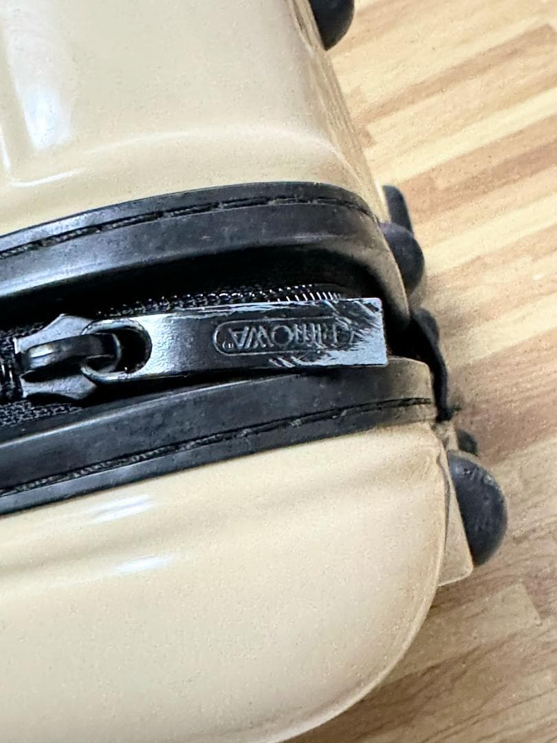 リモワ ユナイテッドアローズ 別注 2輪　機内持ち込サイズ　サルサ／エクリュ