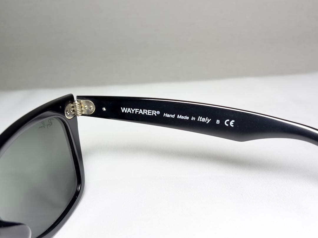 極美品！レイバン RB2140F ウェイファーラー ブラック サングラス