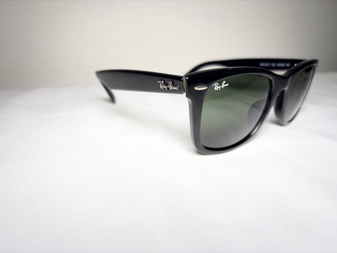 極美品！レイバン RB2140F ウェイファーラー ブラック サングラス