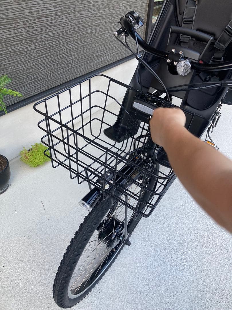 関西:直接引取　ほぼ新品＊ハイディ電動アシスト自転車 チャイルドシート前後付き