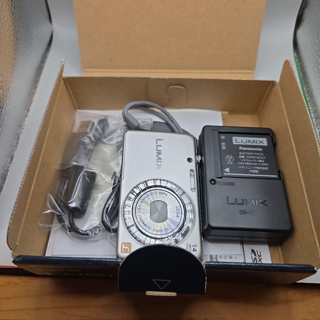 [美品]Panasonic -LUMIX/DMC-FH6 -SDカード付き