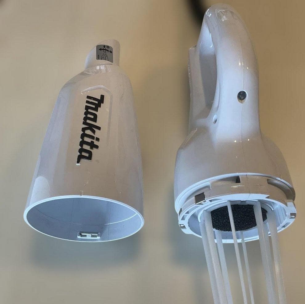 マキタ 充電式クリーナー CL106FD 充電器／バッテリー２個セット