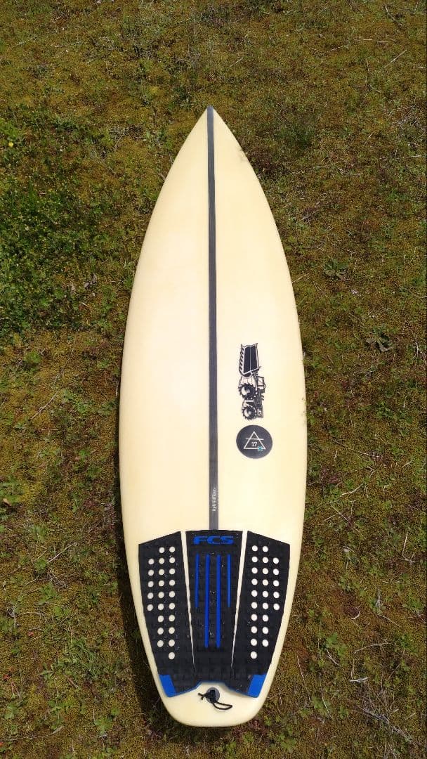 ハードケースとフィン付き！ JS サーフボード 5.8 エア17x ジェイエス