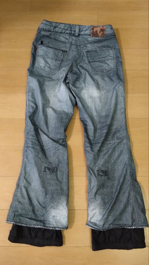 BURTON ダメージジーンズ調 スノボパンツ Lサイズ バートン