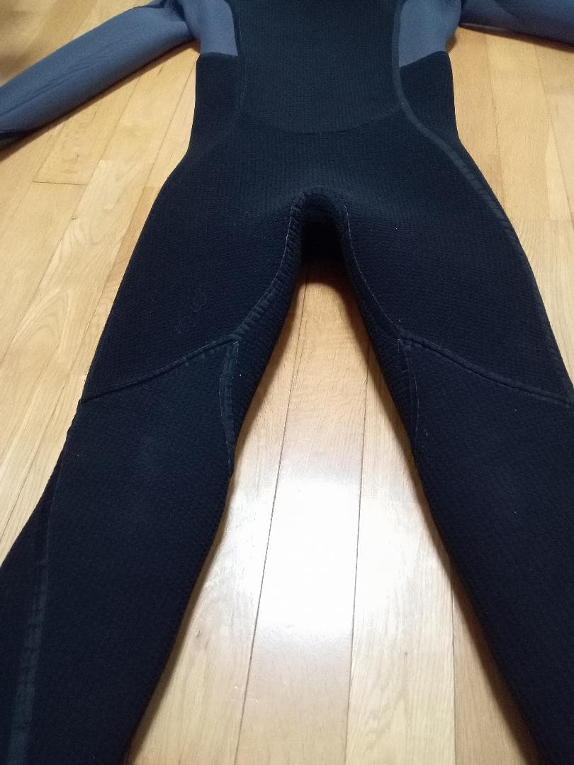 パタゴニア patagonia フルスーツ　フロントジップフード付き