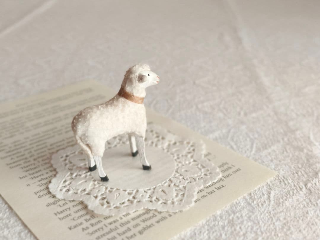 【misen2014さま】antique ✵ * ベージュリボンのステキな羊さん