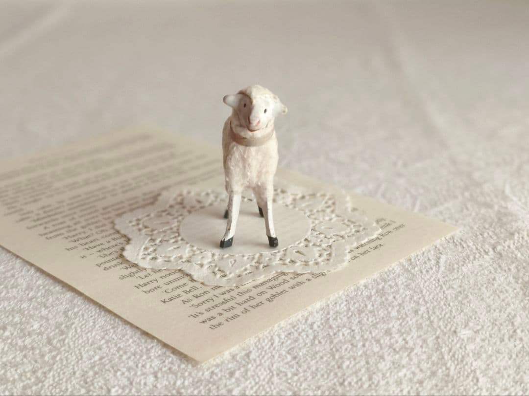 【misen2014さま】antique ✵ * ベージュリボンのステキな羊さん