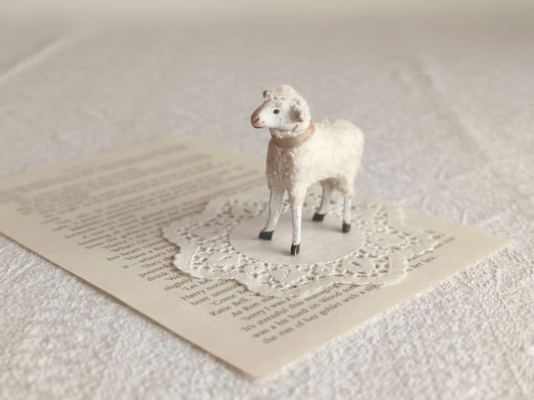 【misen2014さま】antique ✵ * ベージュリボンのステキな羊さん