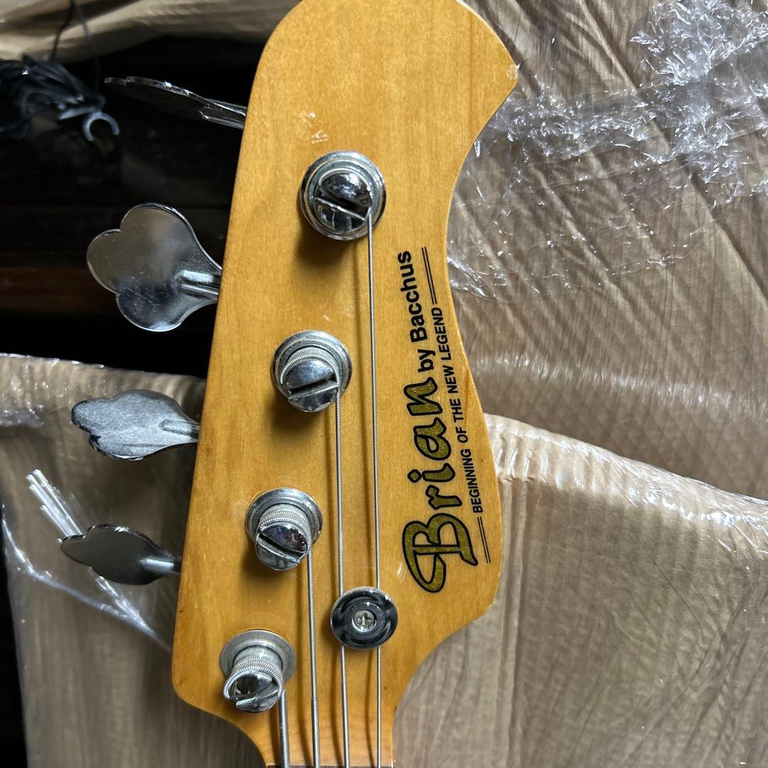 Brian by Bacchus サンバースト エレキベース - メルカリ