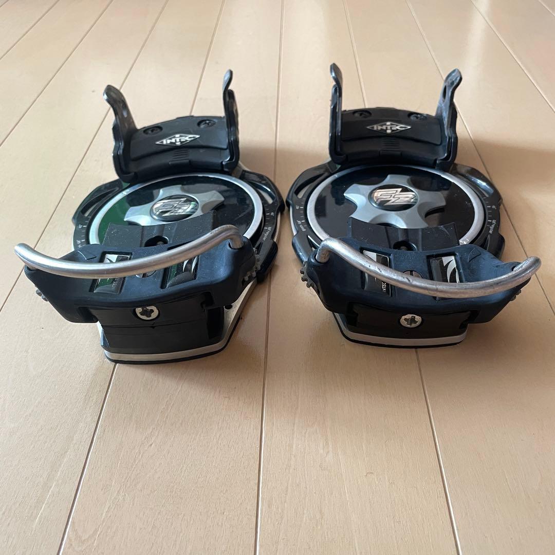 F2 INTEC Titaniumアルペンスノーボード ビンディング