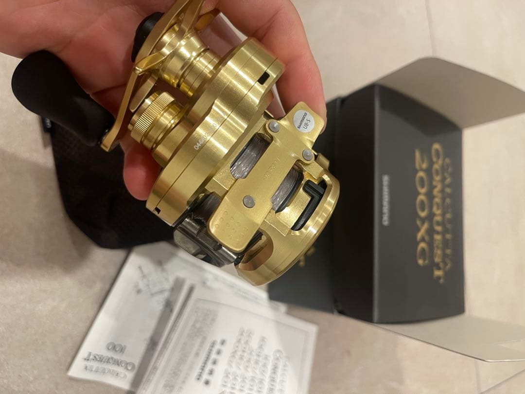リール Shimano 22Calcutta Conquest 200XG